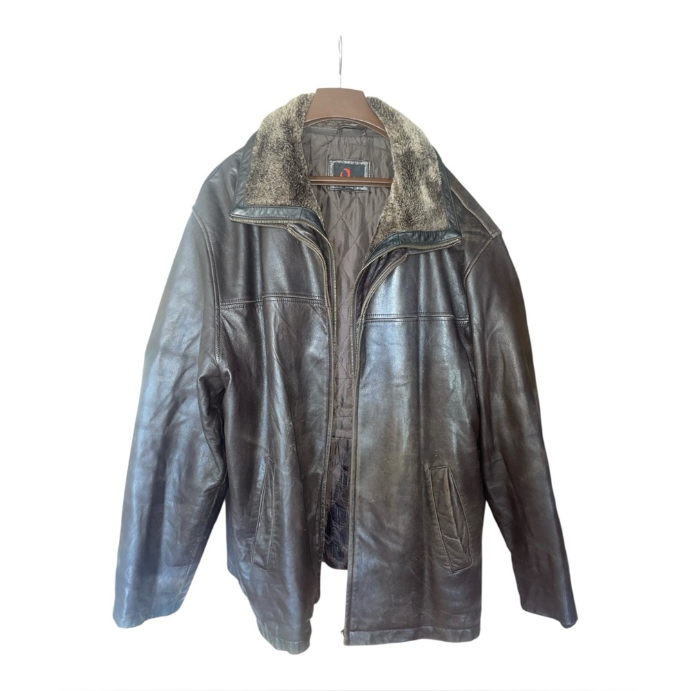 Oxide Men’s Brown leather coat with zip out Lining with faux fur collar Size XXL